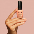 Vernis à ongles Queens Rule – pêche irisé lumineux, brillance 7 jours