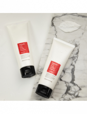 Mousse nettoyante douce à l'acide salicylique