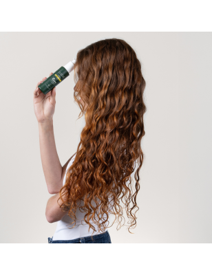 Sérum Croissance – accélère la croissance, hydrate, limite les frisottis Sérum Croissance – accélère la croissance, hydrate, limite les frisottis
